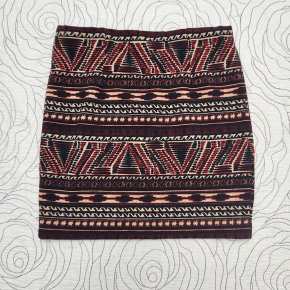 DYNAMITE [S] Bohemian/Tribal Patterned Dynamite Mini Skirt - Picture 2 of 7